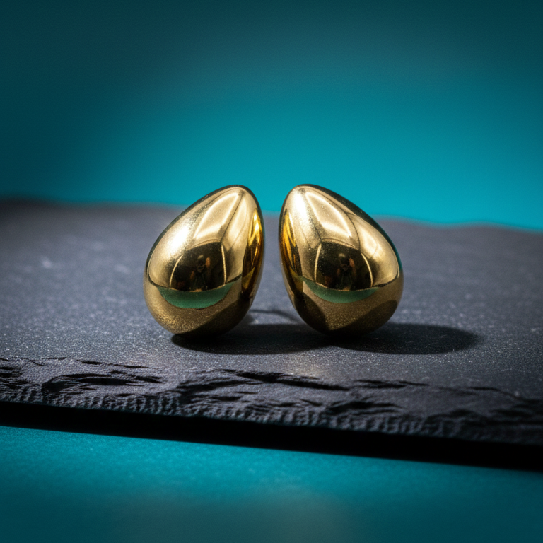 Orecchini a Goccia Bombata in Metallo Placcato Oro Lucido - Bijou di Alta Moda