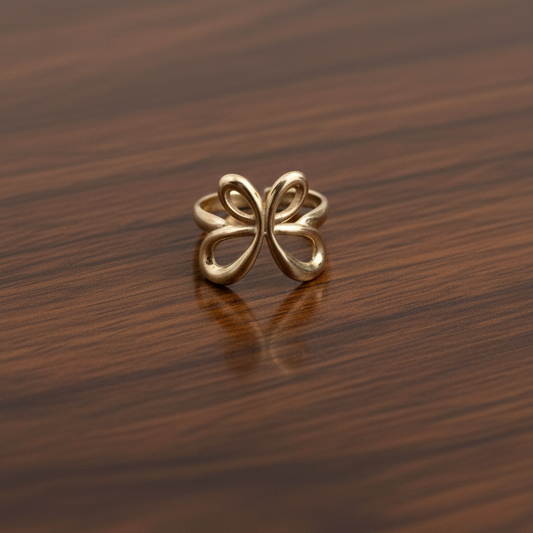 Anello Farfalla Stlizzata in Metallo Placcato Oro - Misura Regolabile