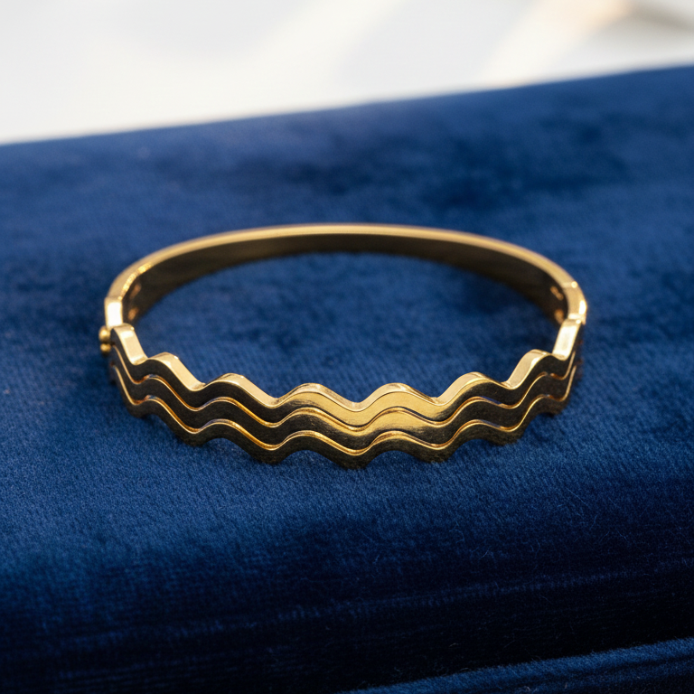 Bracciale Rigido Onda Placcato Oro - Design Zig-Zag Moderno