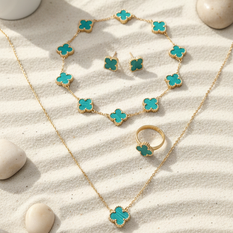 Set Completo 4 Pezzi Quadrifoglio Verde Acqua Placcato Oro - Simbolo di Fortuna e Stile